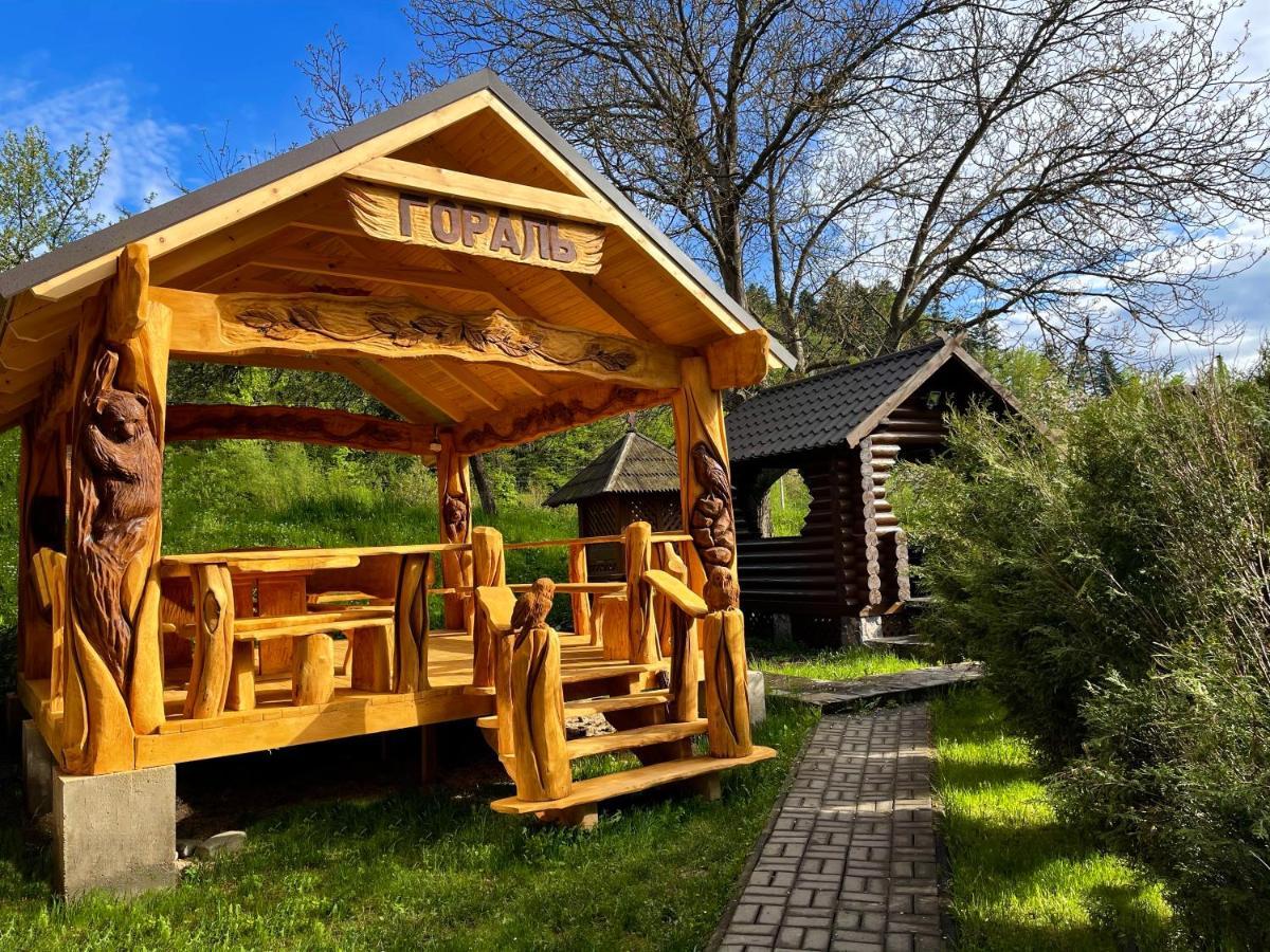 Goral Cottage New Myhove Buitenkant foto